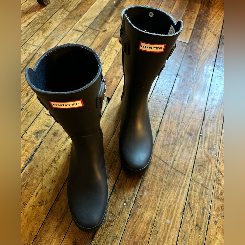 Hunter Original Refined Short Rain Boot Size 7 Black